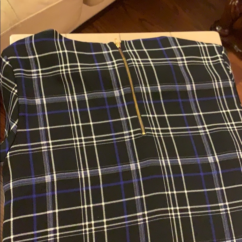 Dress - Picture 4 of 5